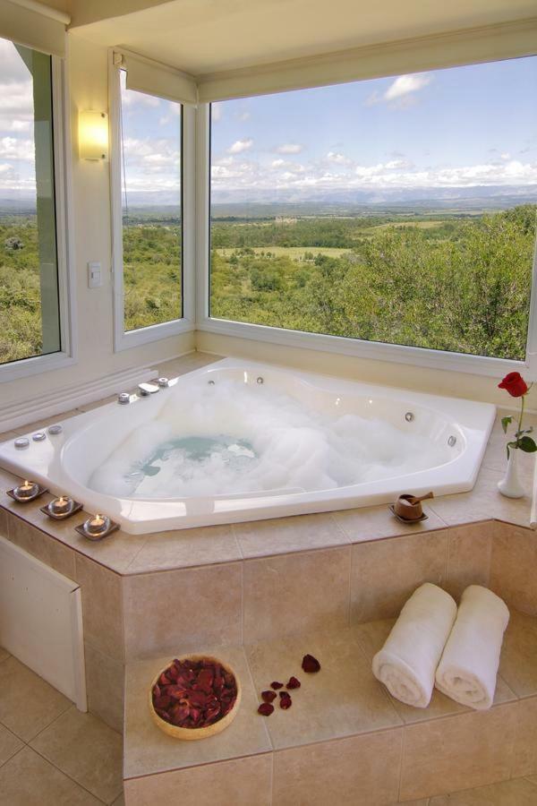 La Fleur Otel Villa General Belgrano Dış mekan fotoğraf